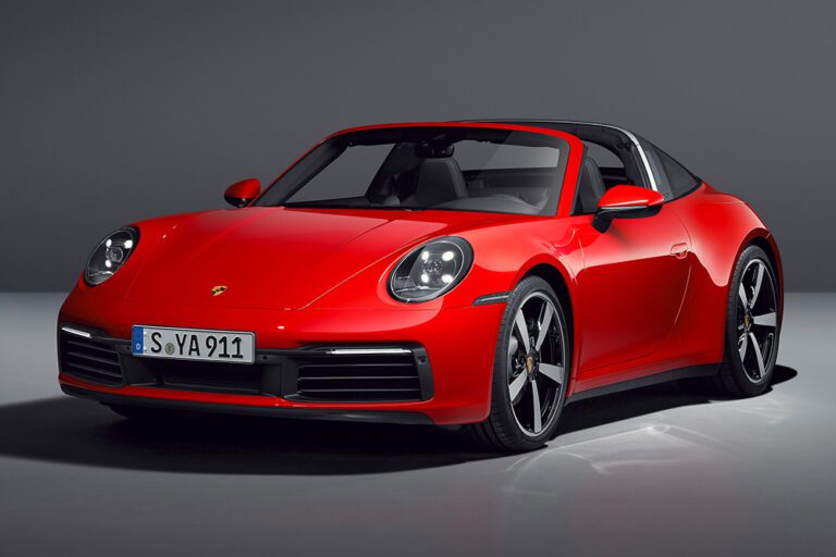 2021-Porsche-911-Targa-4-and-4S-Stuff-Detective