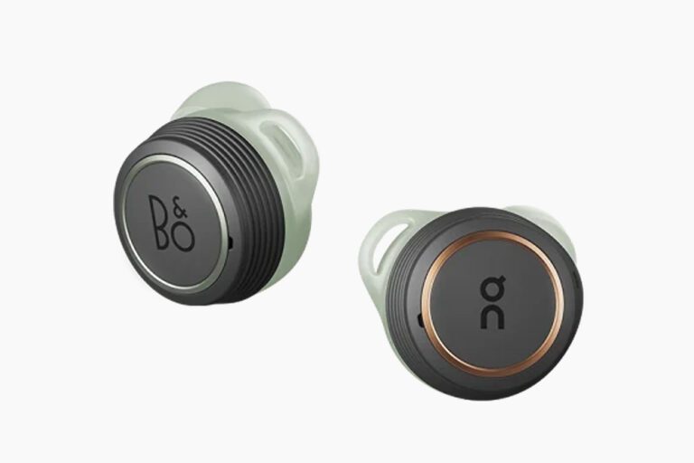 Bang-and-Olufsen-E8-Sport-On-Edition-Wireless-Headphones-Stuff-Detective