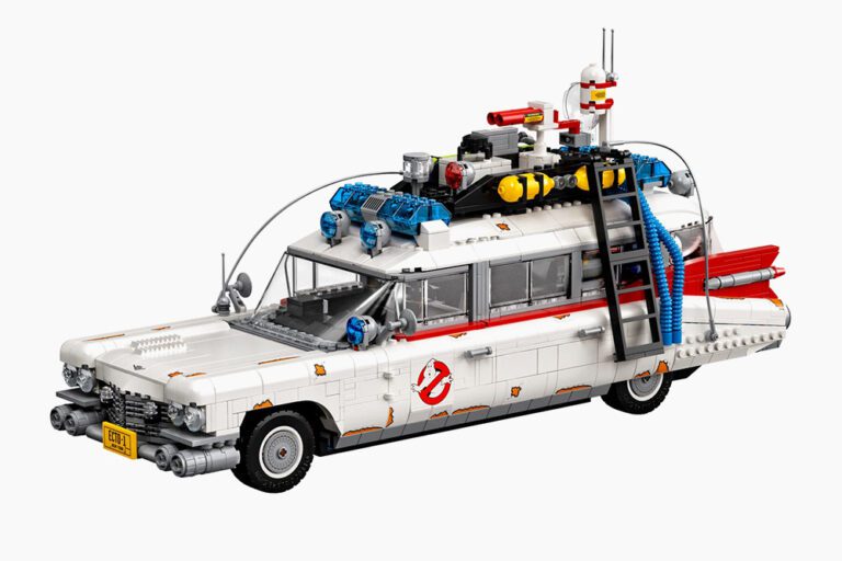 LEGO-Creator-Ghostbusters-ECTO-1-Car-Stuff-Detective