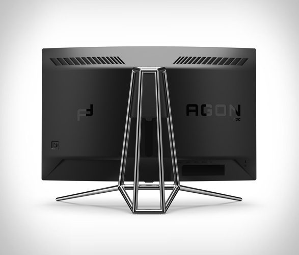 curved monitor