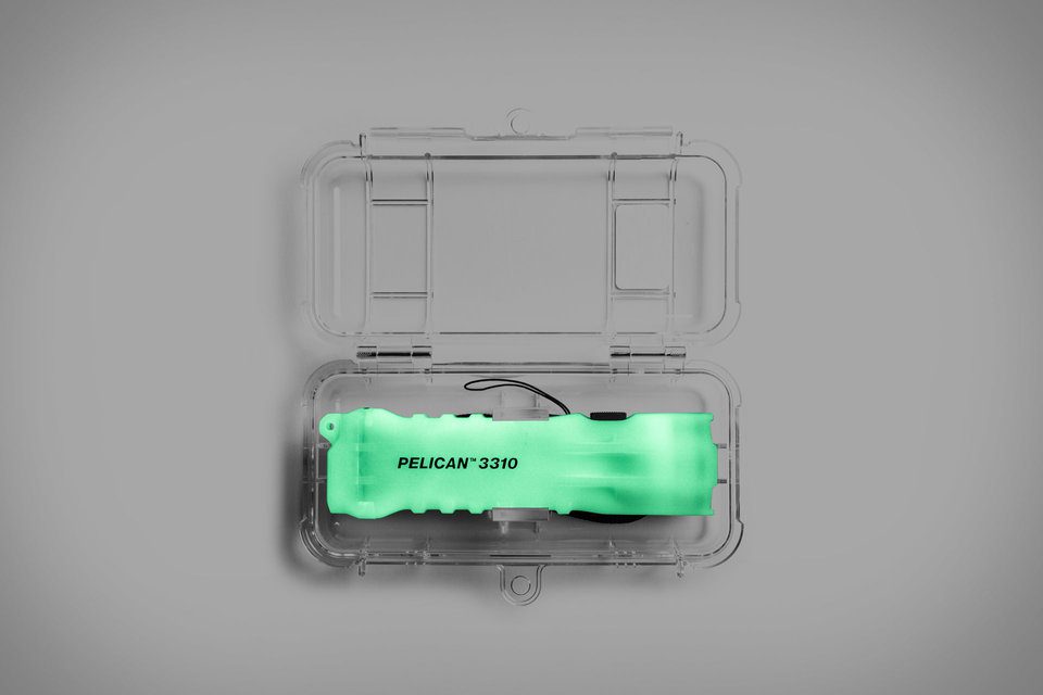 pelican-3310-flashlight-stuffdetective