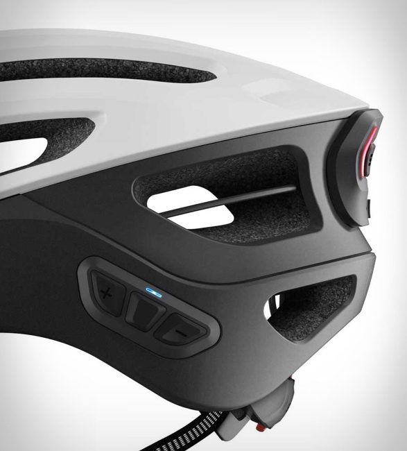 Sena R1 EVO Smart Cycling Helmet - Stuff Detective