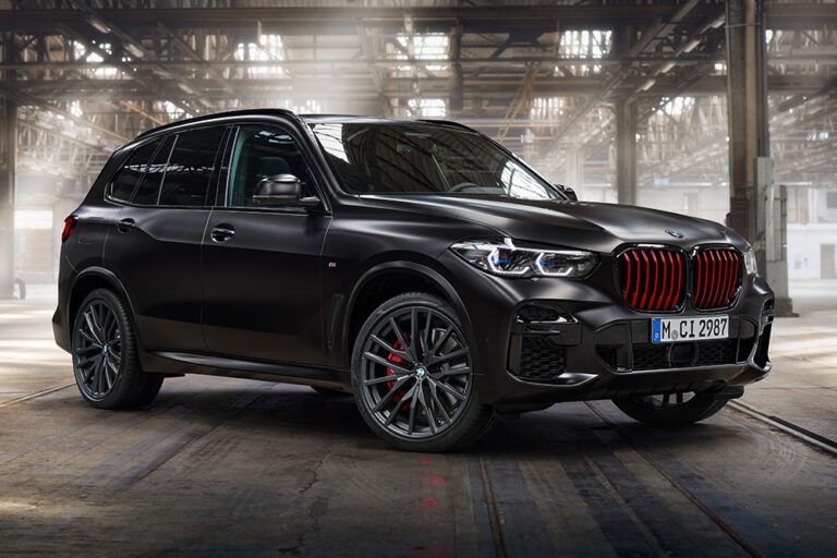 2022-BMW-X5-And-X6-Black-Vermillion-Editions-left-front