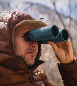 nocs-pro-issue-waterproof-binoculars-stuff-detective-7
