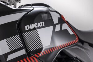 2023 Ducati Desertx RR22