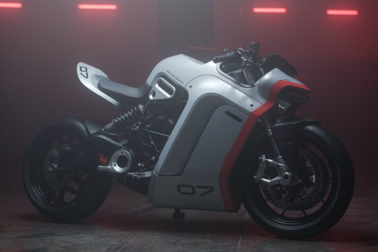 Zero SR-X Fully-Electric Naked Superbike