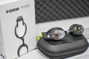 form smart swim 2 goggles
